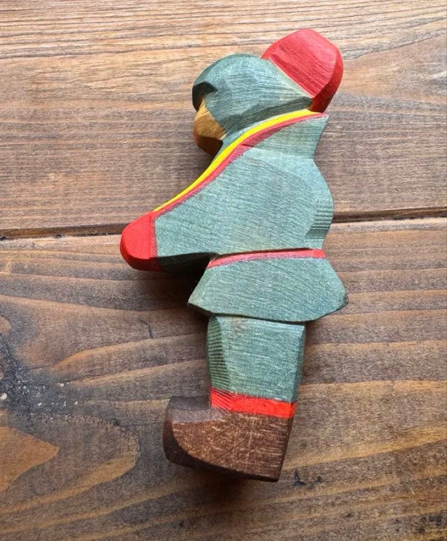 オストハイマー　サーミの子ども　ドイツ　木のおもちゃ