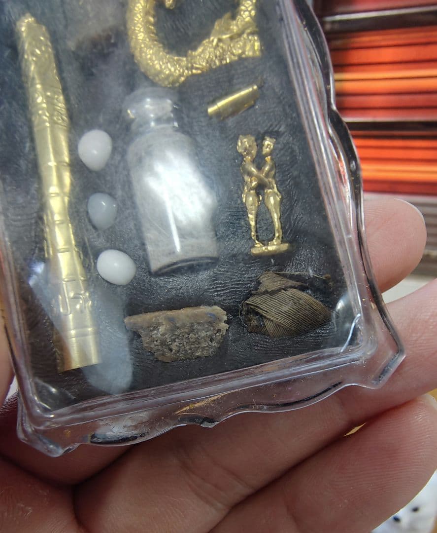 【MADAME】タイのお守りプラクルアン！黒山羊さん！恋愛運&金運アップ！？