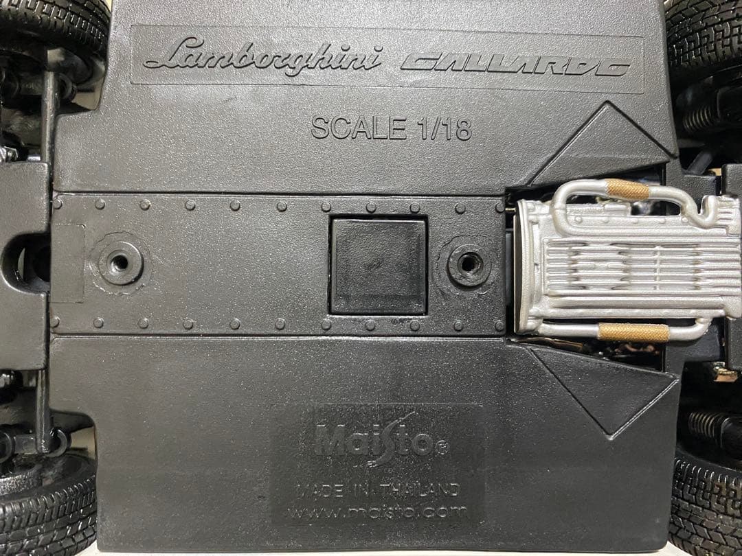 ミニカー Maisto Lamborghini Gallardo 1/18