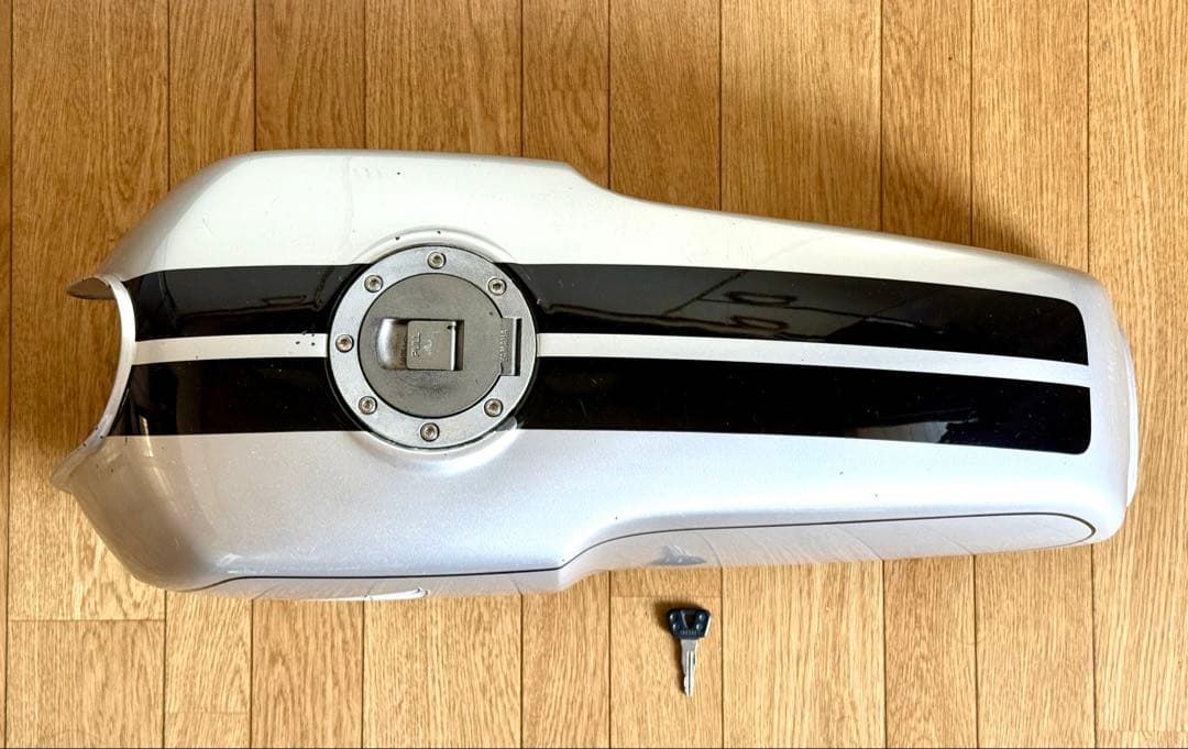 YAMAHA ヤマハ RZ50 純正タンク キー付き コック付き ドリームカラー