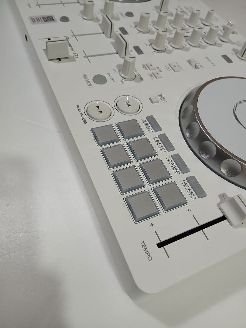 DDJ-FLX4-W ホワイト DJコントローラー　Pioneer