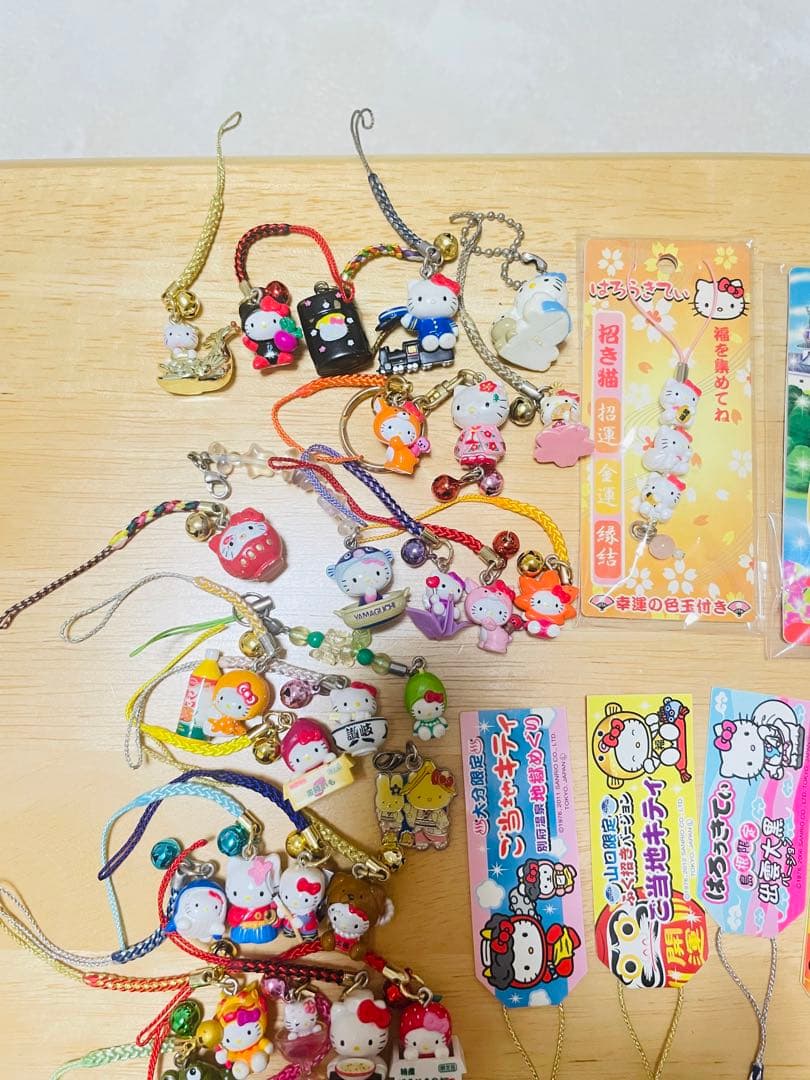 ご当地ハローキティ ストラップセット
