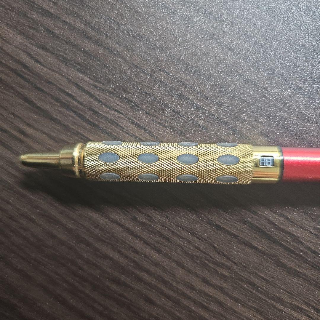 グラフギア1000 韓国限定モデル 赤