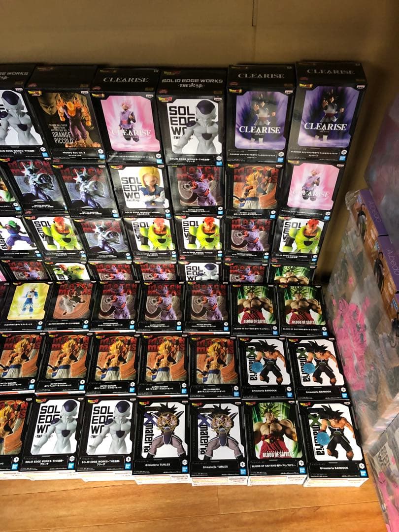 ドラゴンボール フィギュア ブロリー　フリーザ　ゴジータ　クウラ　18号63個③