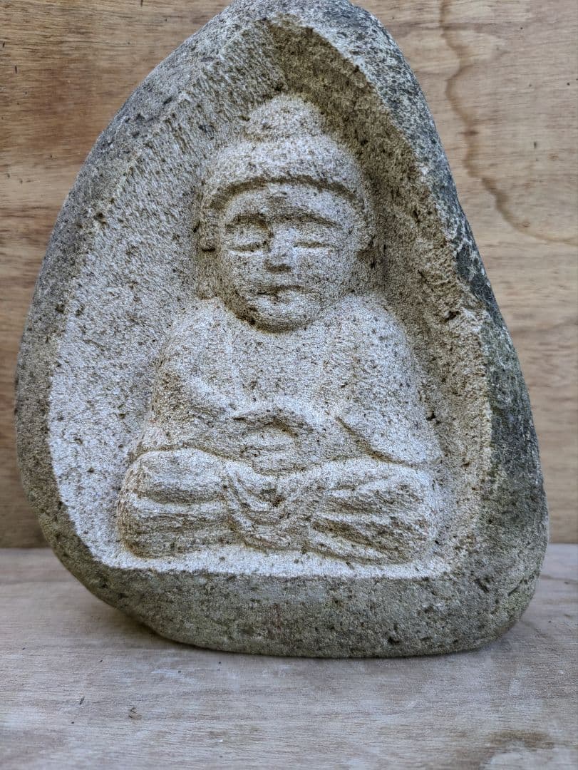 石仏、釈迦如来、仏像、日本人による彫刻、倉田辰彦作