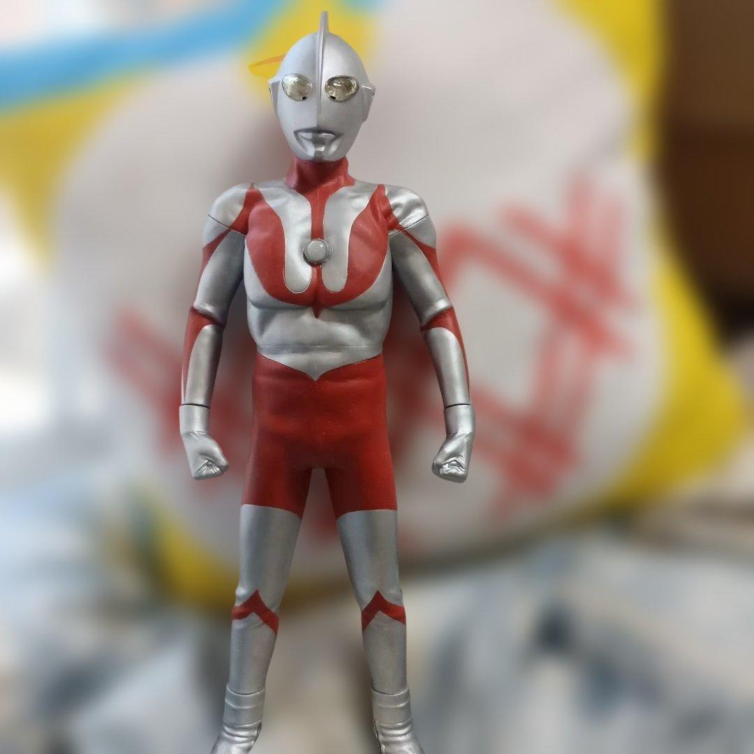 ウルトラマン フィギュアメーカー不明大きさ約48センチ