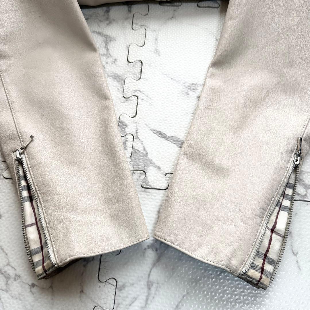 バーバリーブラックレーベル ノバチェック ライダースジャケット 羊革 アイボリー