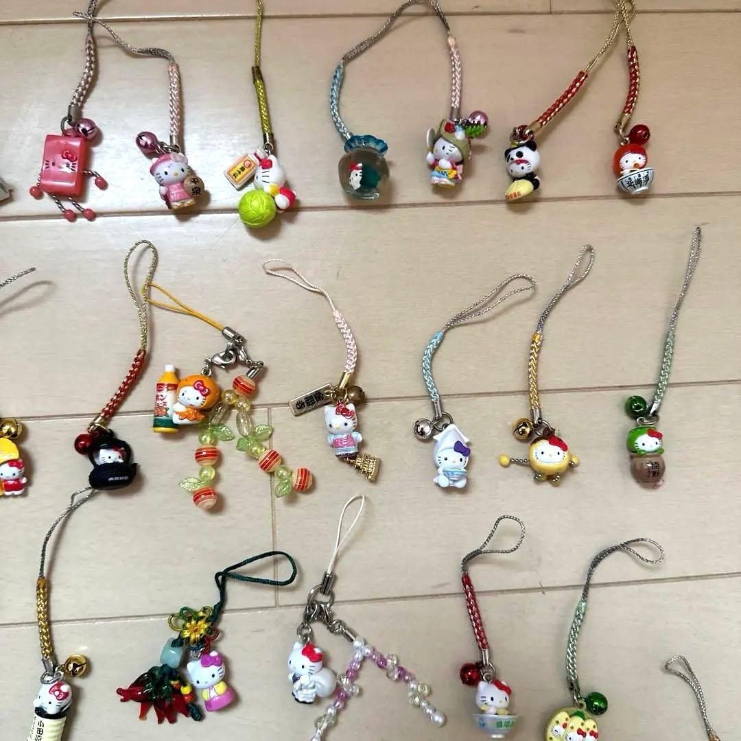 【美品】ご当地キティ 63点セット