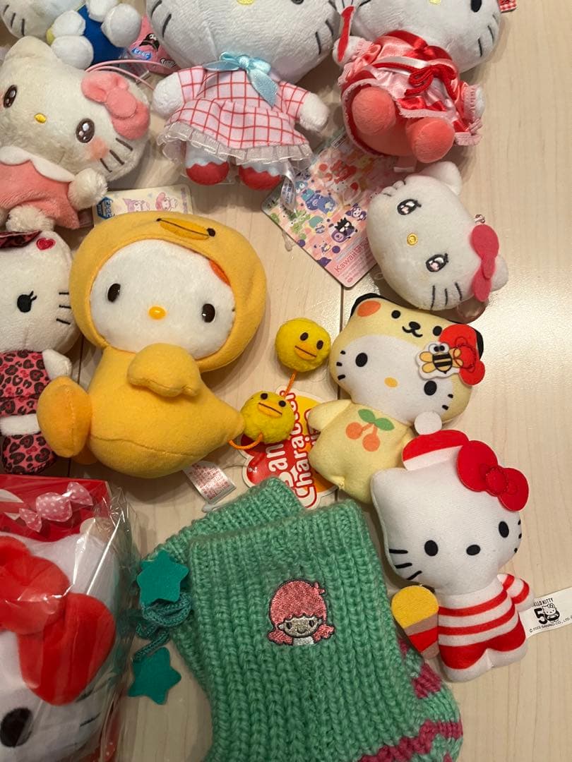 サンリオ キティ ぬいぐるみ マスコット ハローキティ 大量 まとめ売り 雑貨