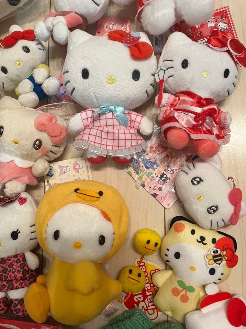 サンリオ キティ ぬいぐるみ マスコット ハローキティ 大量 まとめ売り 雑貨