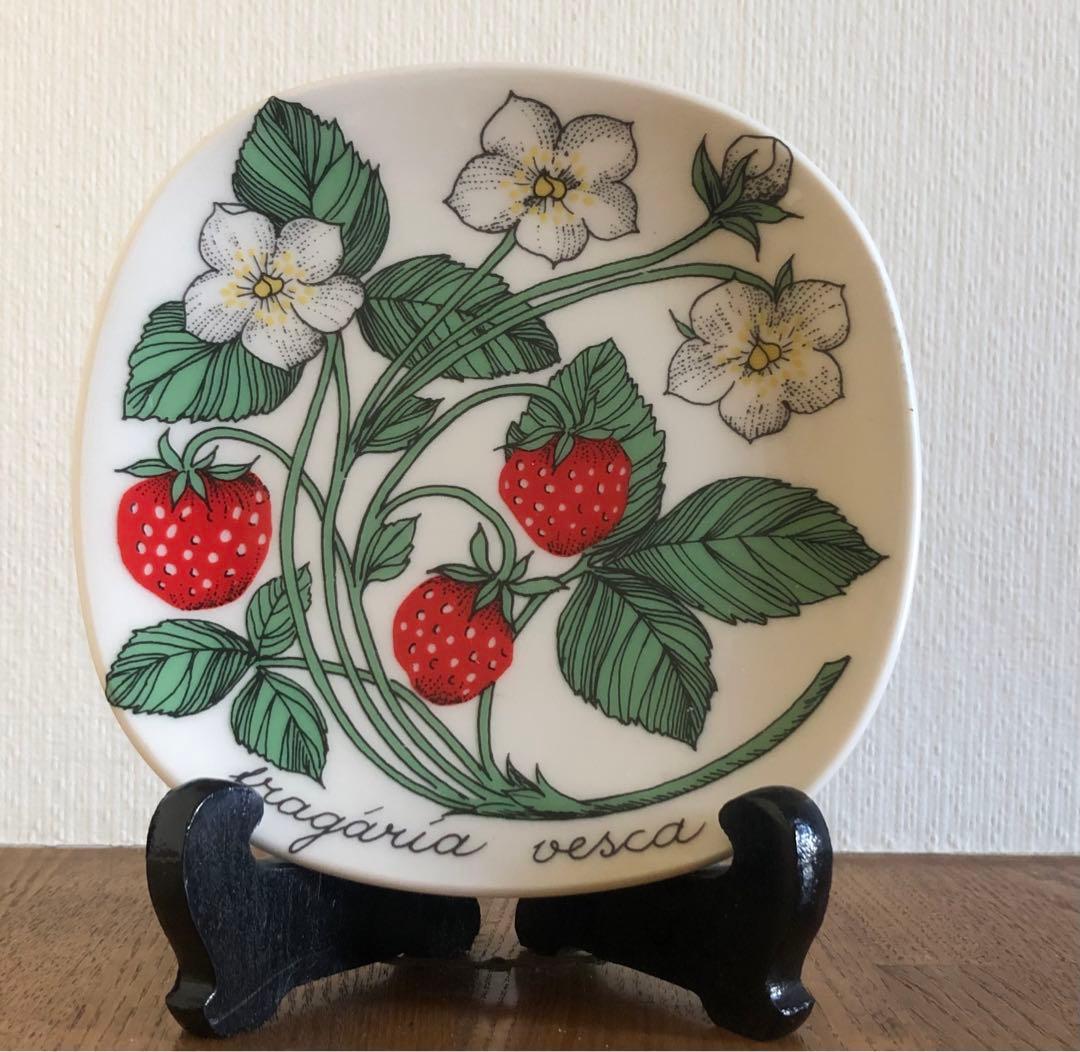 アラビア　ボタニカ　ウォールプレート　 野いちご