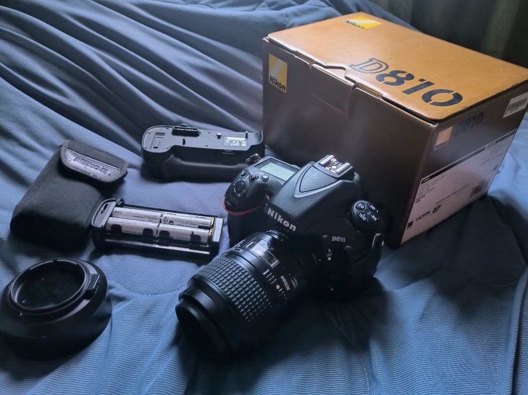 元箱あり　Nikon D810 デジタル一眼レフカメラ　レンズ付き