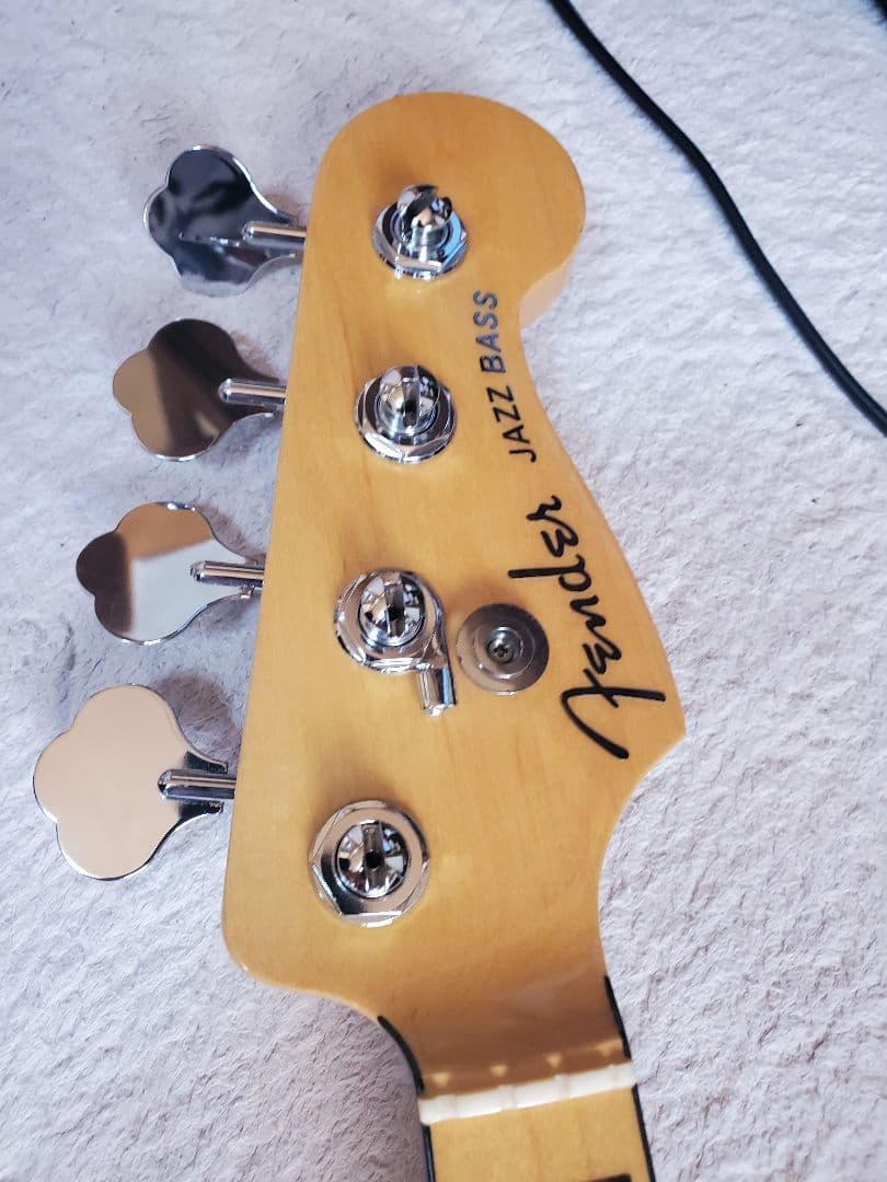 交渉可 American Elite Jazz Bass Black