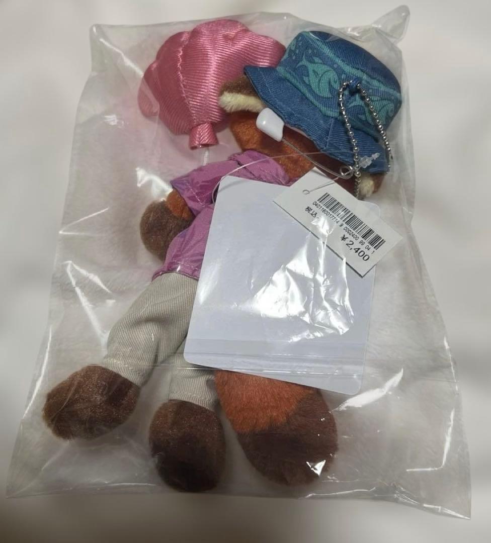 ディズニー　ズートピア　ニック　ペンケースとぬいぐるみバッチ２点