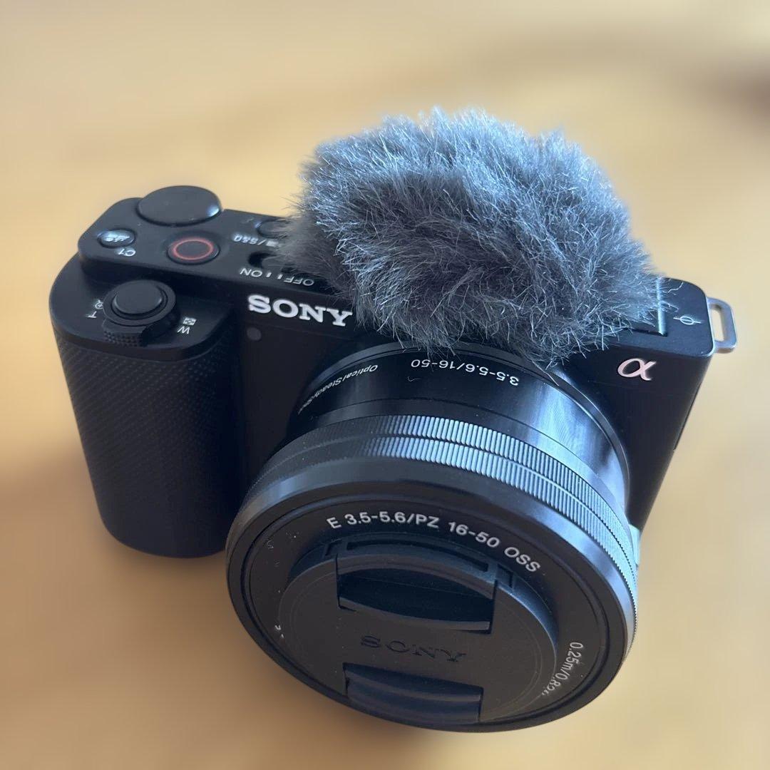 SONY α Vlogcam ZV-E10