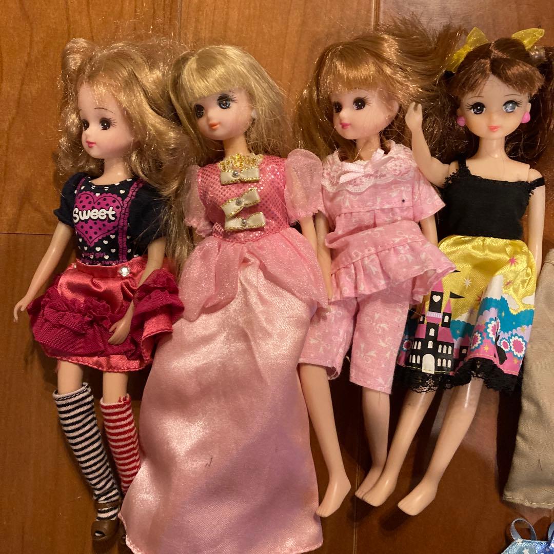 りかちゃん人形と洋服セット