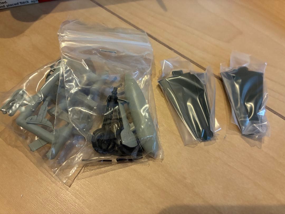 零式艦上戦闘機　五二型　特別塗装モデル　1/48スケール　金属製模型　未組み立て