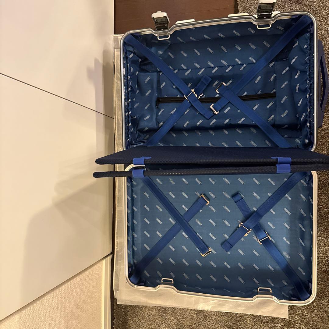リモワRIMOWA リンボ　出張用キャリーケース