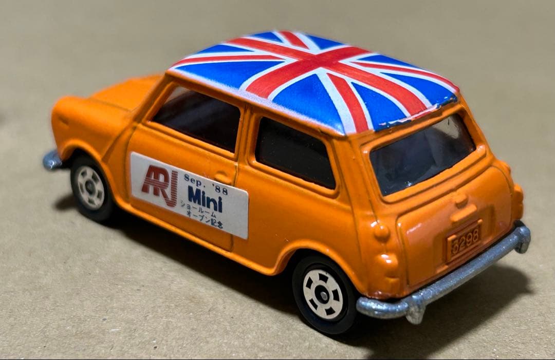 トミカ ミニクーパー ARJ ローバージャパン