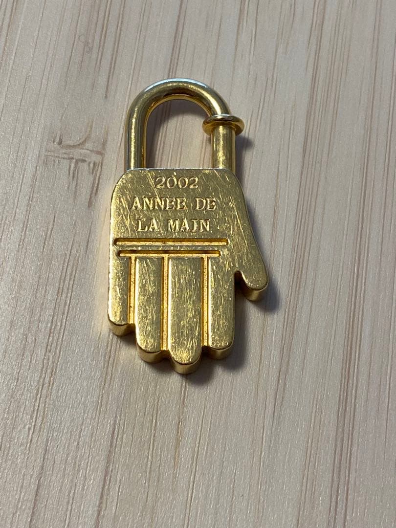 エルメス（HERMES）ハンドモチーフカデナ2002年　ゴールド　チャーム