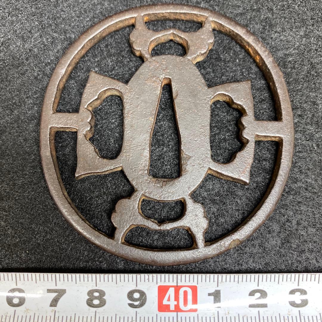 江戸期　透刀鍔　共箱　69g 東さ7-0310☆2F