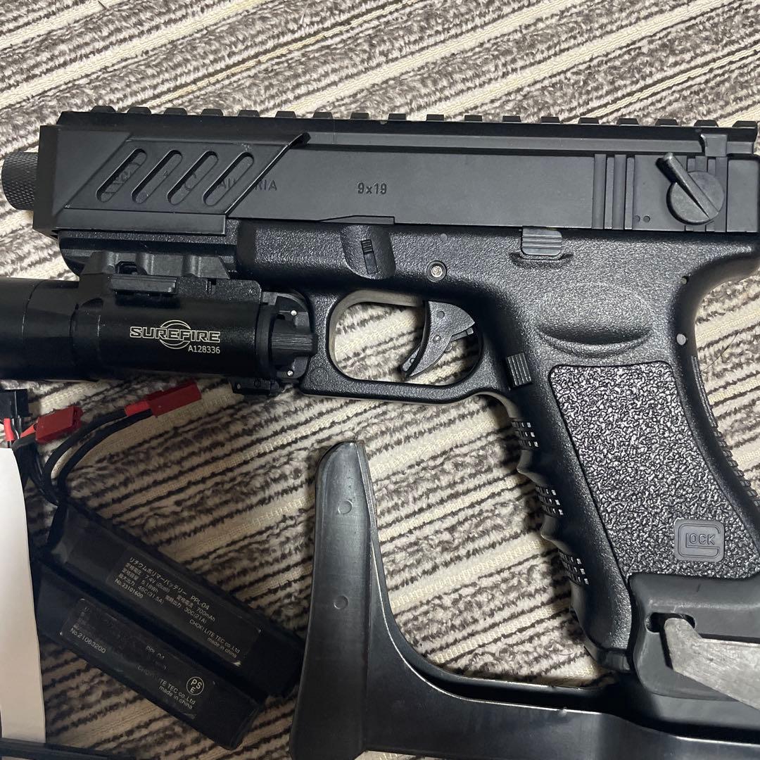 マルイ　グロック18C 陽炎F2型組込み　インナーバレル交換済み　ストック付き