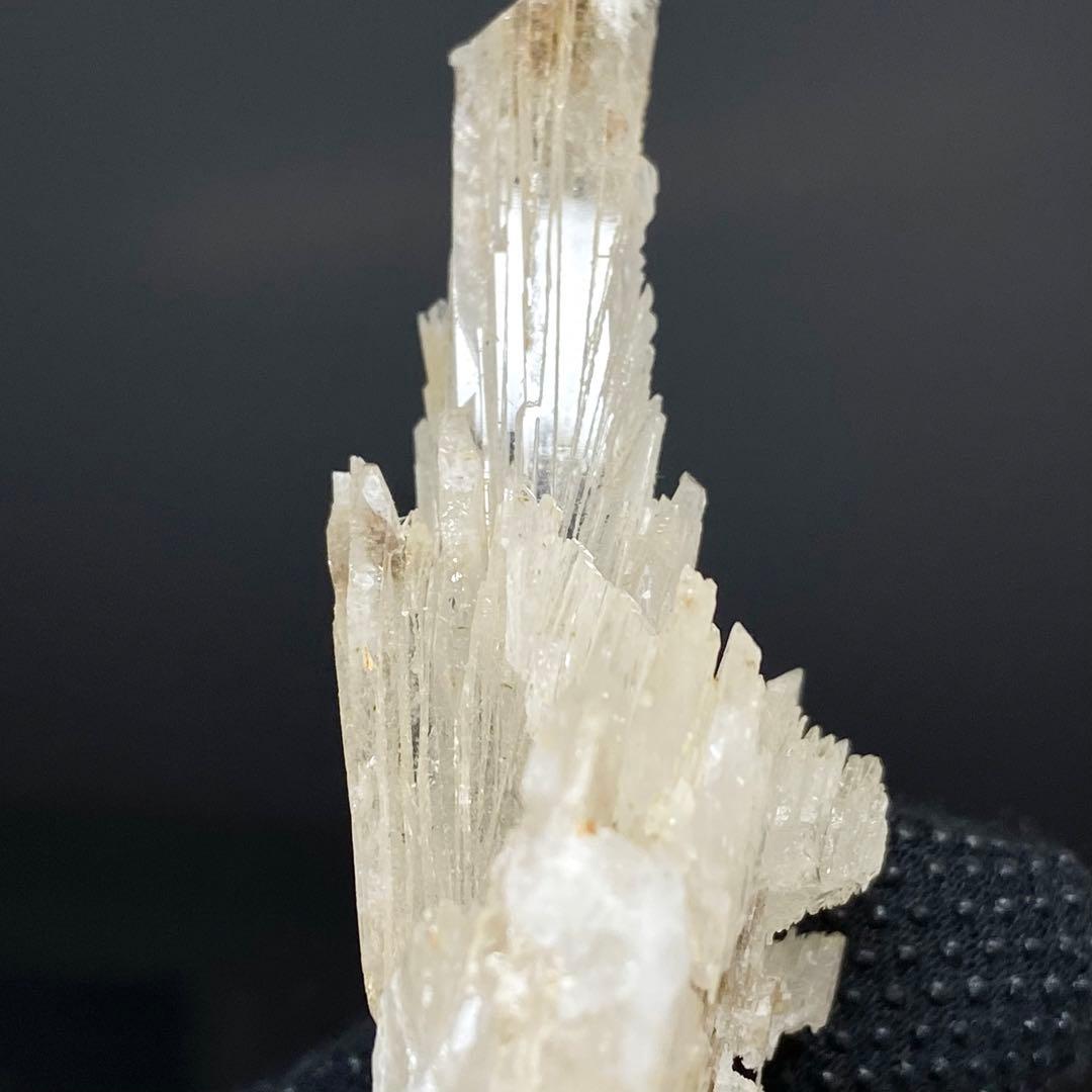 インターフェレンスクォーツ　成長干渉水晶　鉱物標本　ダルネゴルスク産　ストーン