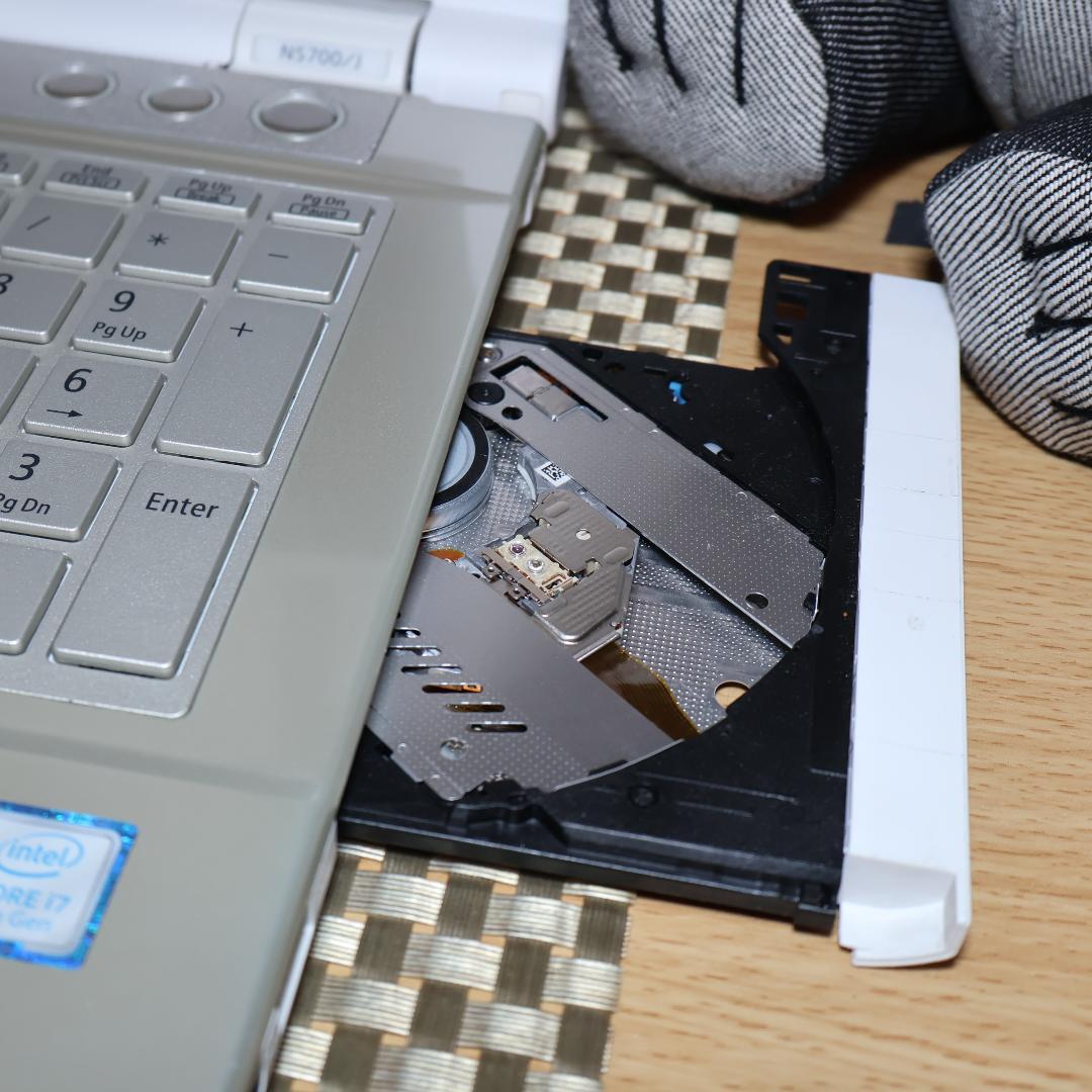 希少色！Win11公式対応8世代i7/メ16/新品SSD480/ブルーレイ/無線