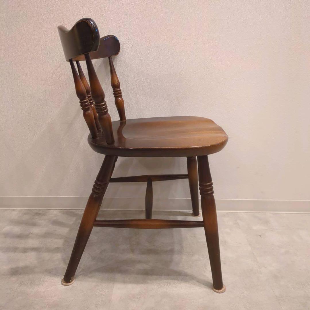 ウィンザーチェア　キツツキ　木製　アンティーク調