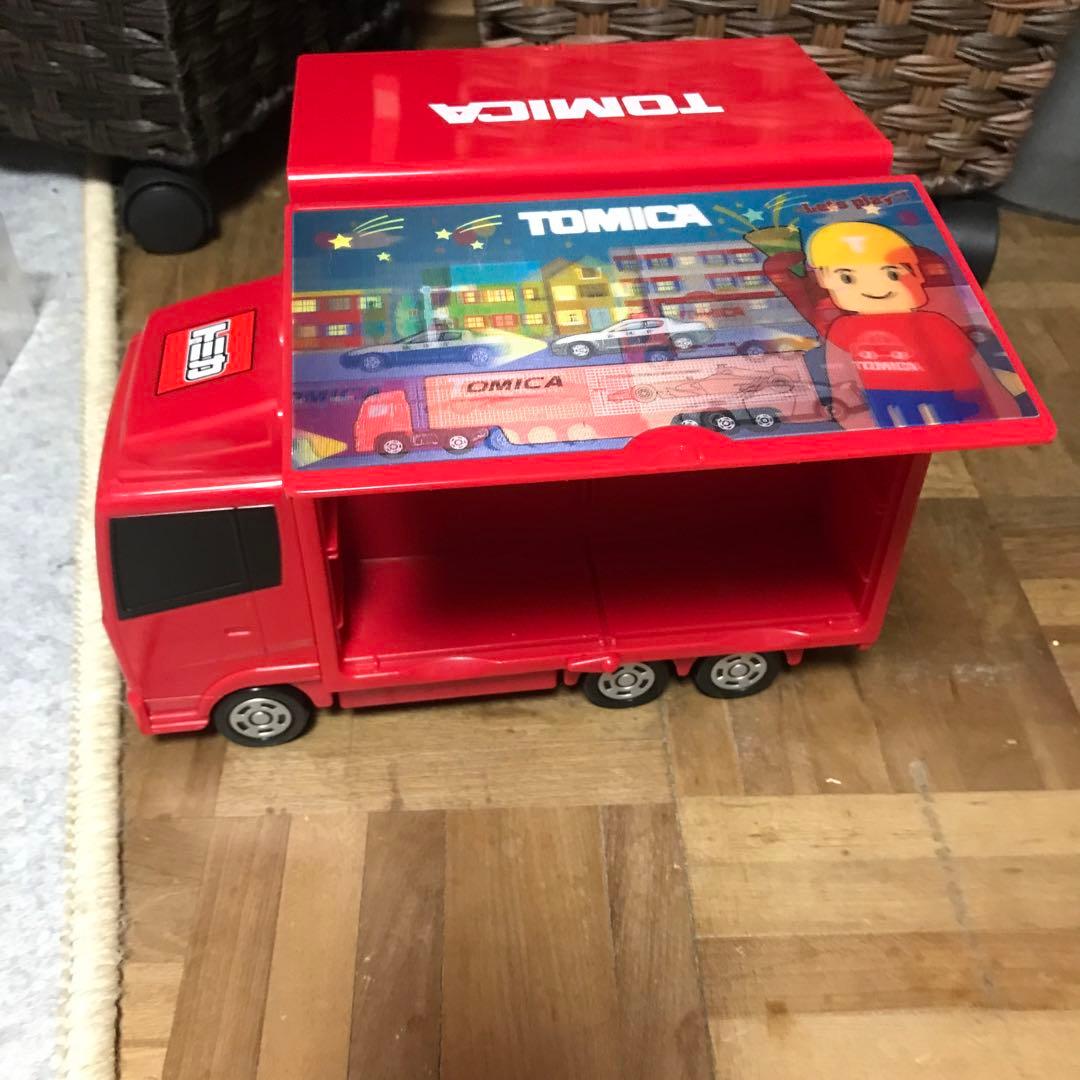 トミカ好き　必見　レア❗️小物も入る