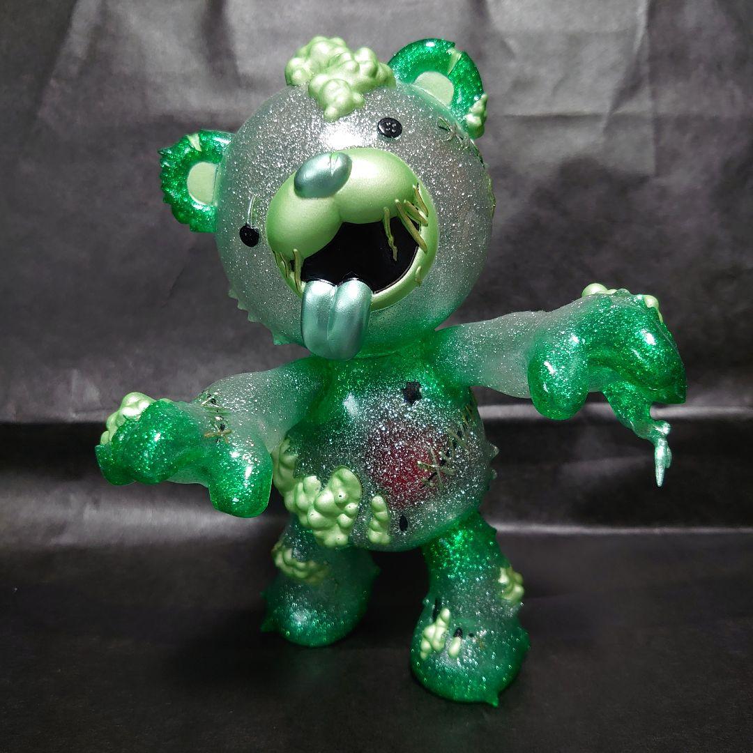 Art Studio 「SHOT!」ゾンベアー ソフビ ソーダ メロン ver.