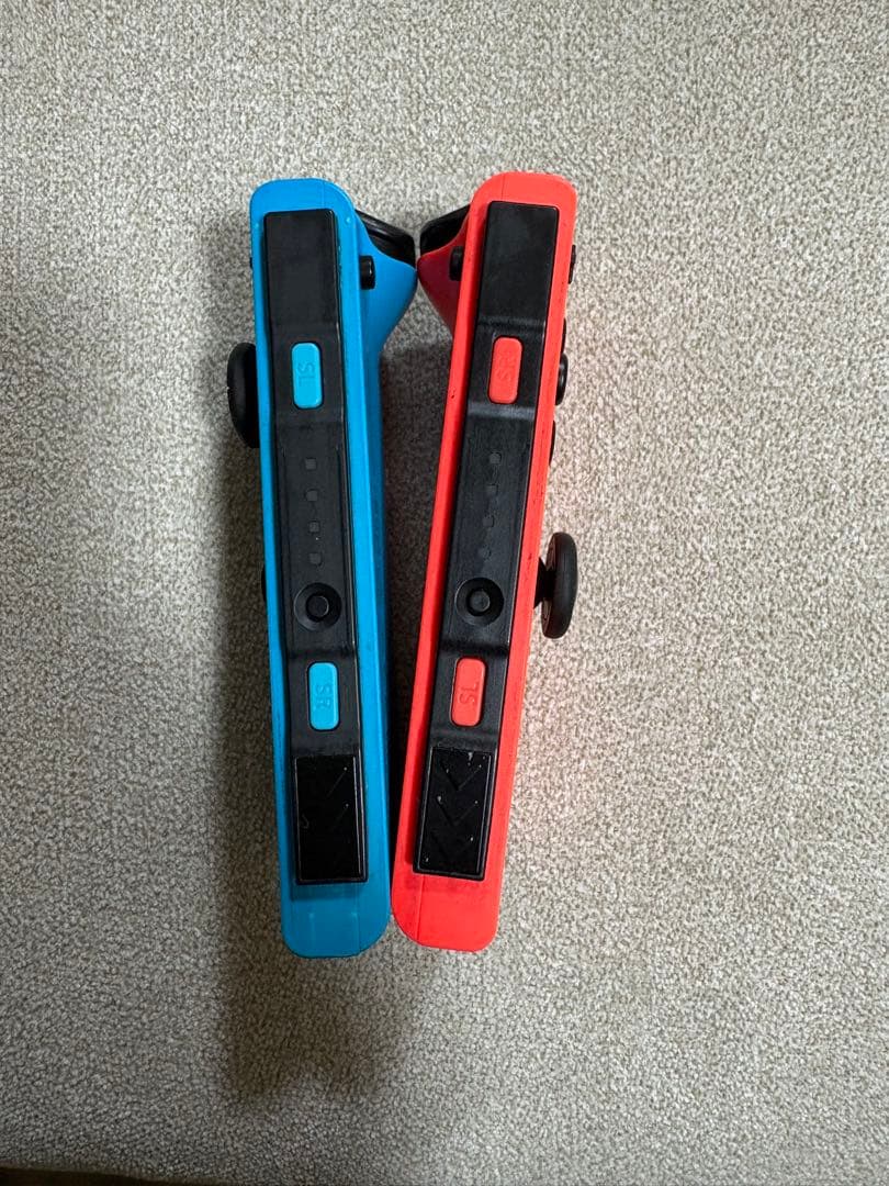 Nintendo Switch 本体 青/赤ジョイコン