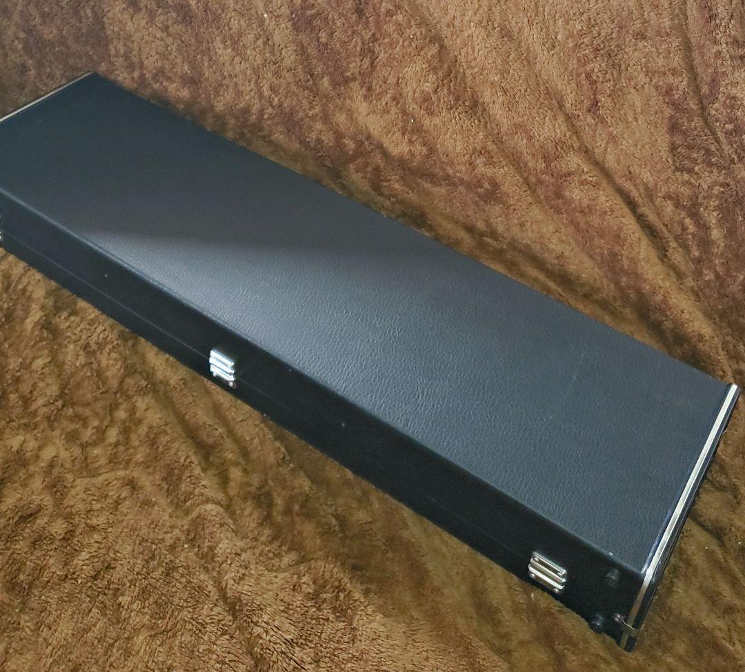 三味線　紅木 中棹 東さわり 撥 駒 長袋他 ケース付 皮破れなし 短棹 ５厘大