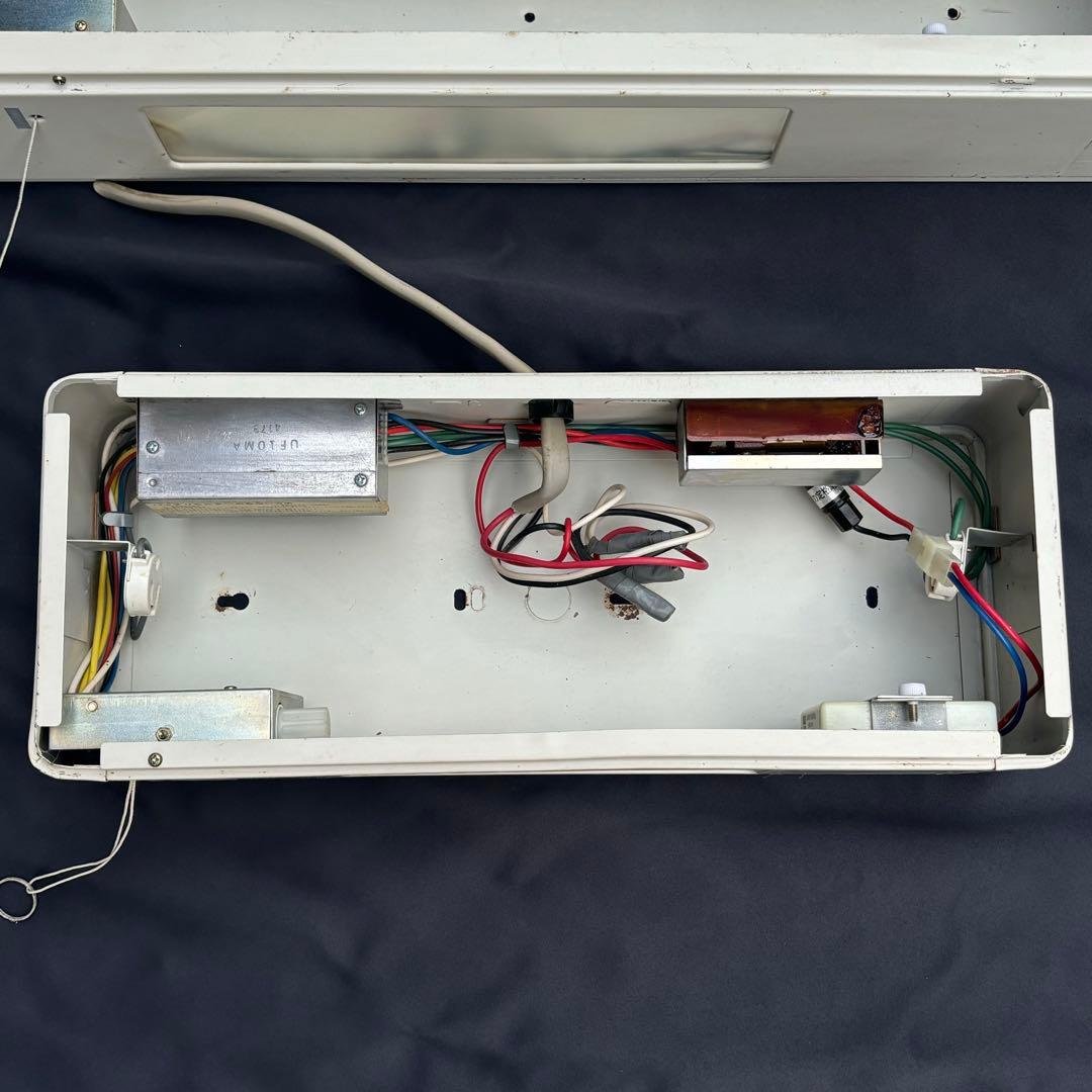 【美品‼︎送料込‼︎】非常灯 非常口灯 大小2個セット‼︎