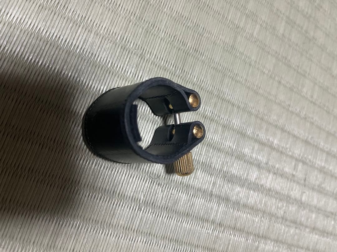 Vandoren LC28P テナーサックスレザーリガチャー