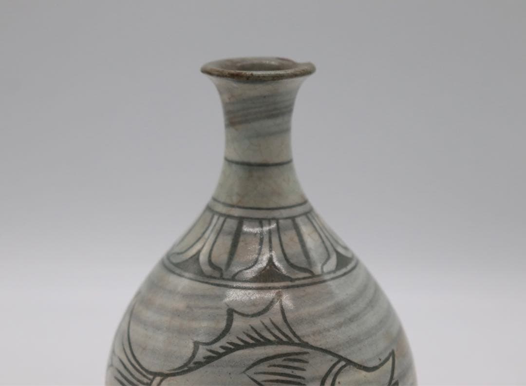 朝鮮　粉青釉　魚紋徳利　訳あり　送料込み0522