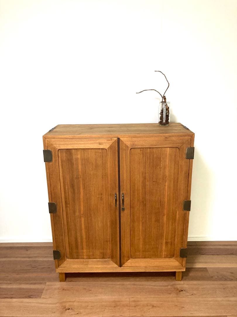 【メンテ込】アンティークのキャビネット　引出し6杯　総桐　木脚付