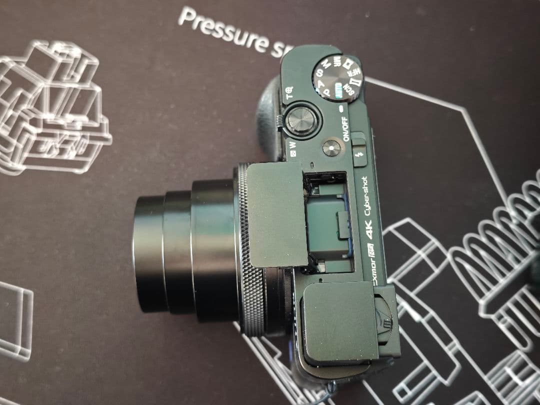 Sony Cyber-shot RX100 VI（DSC-RX100M6）