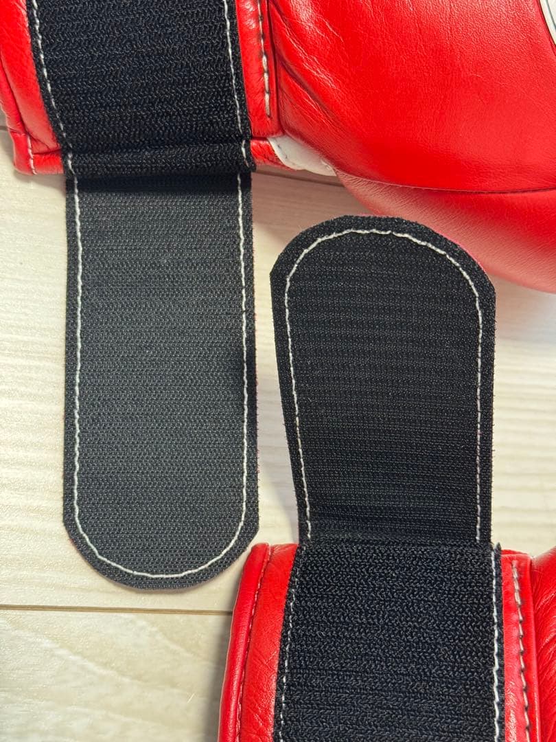 winning ウイニングボクシンググローブ8oz 箱付き　美品　マジックテープ