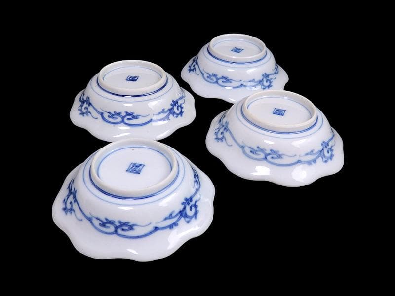 大聖寺伊万里　　微塵唐草に菊の図　小振輪花膾皿　４客　F498AS-fbvi