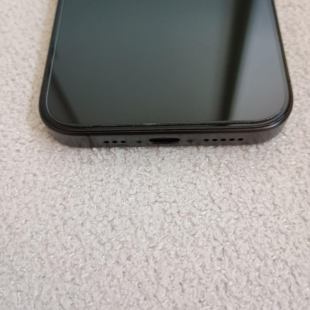 ♥Apple iPhone 15 Pro ♥ブラックチタニウム 本体　シムフリー