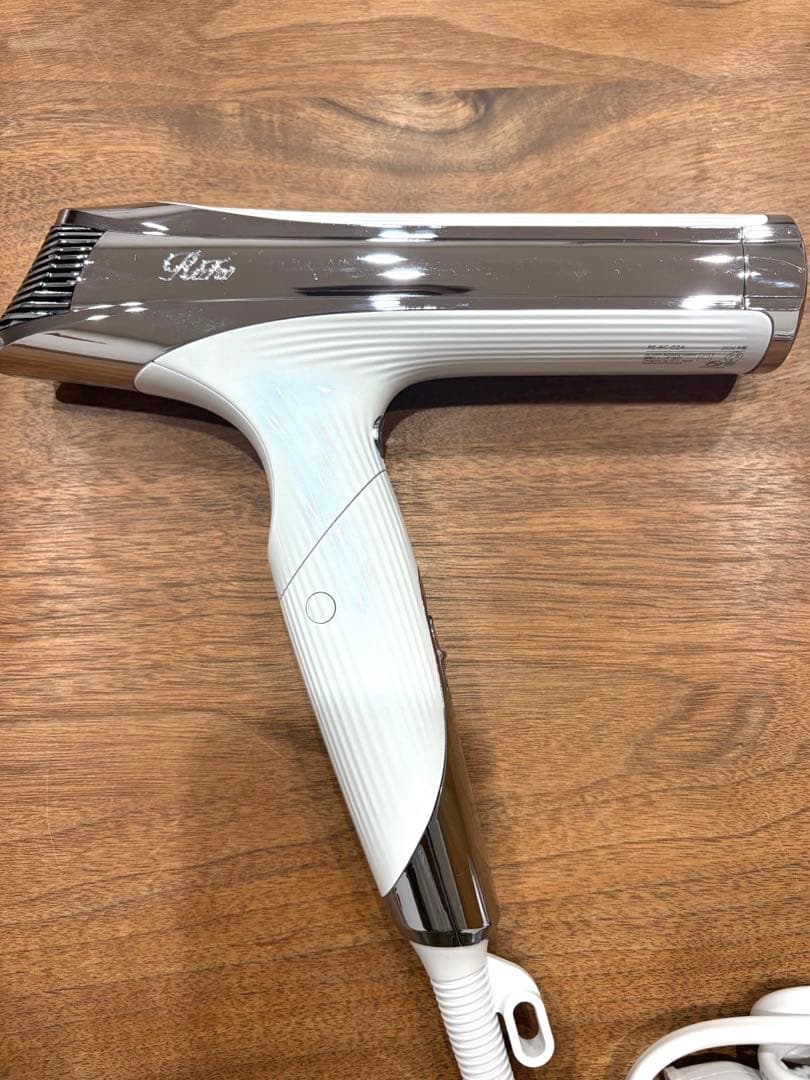 ReFa BEAUTECH Dryer S+ ホワイト　ホルダー付き　美品
