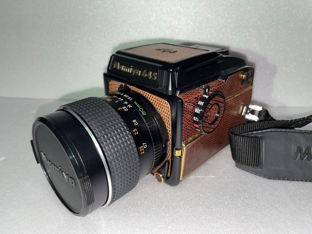 【美品】Mamiya 645 中判カメラ 本体・カメラケース・ストラップ付き