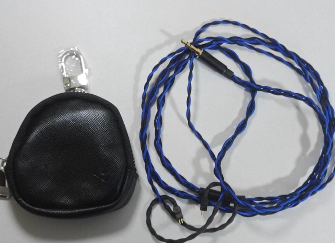 TRUTHEAR NOVA+Yongse Marsケーブル