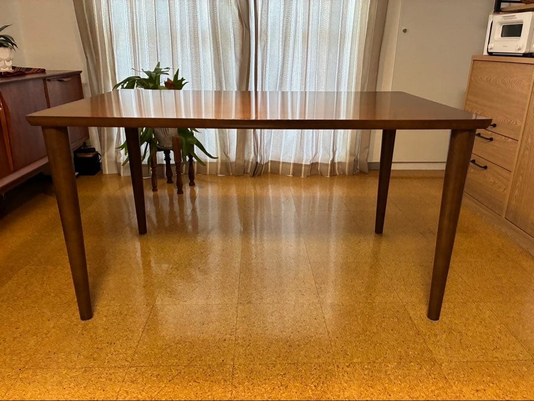 カリモク60+ ダイニングテーブル 送料込み W1300mm 美品
