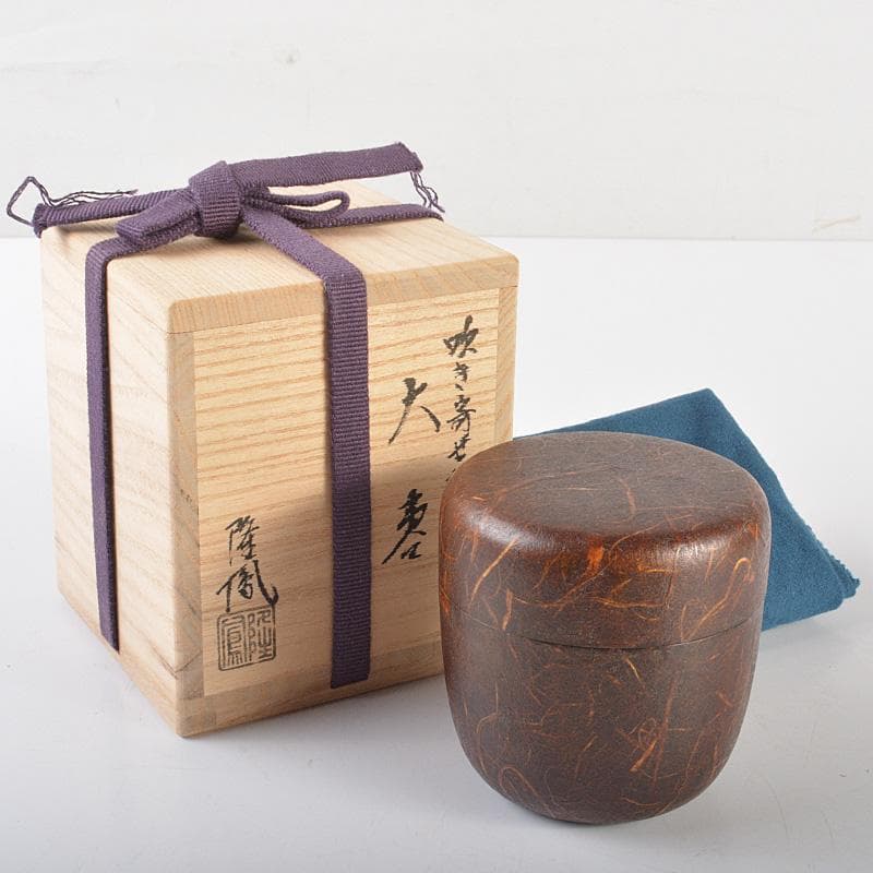 茶道具　石井隆鳳作　吹寄蒔絵　螺鈿装飾　銀杏紅葉文　大棗　共箱　V　R6604