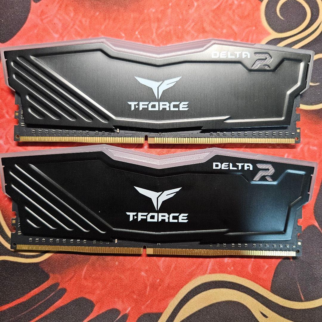 T-FORCE 32GB DDR4 メモリ