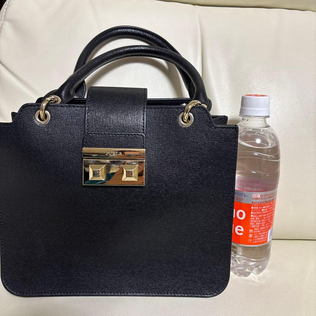 FURLA 黒 2wayハンドバッグ