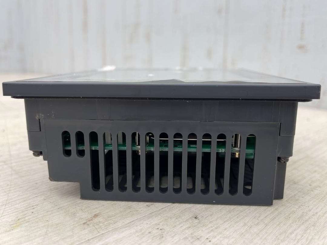 三菱 グラフィックオペレーションターミナル A951GOT-LBD DC24V