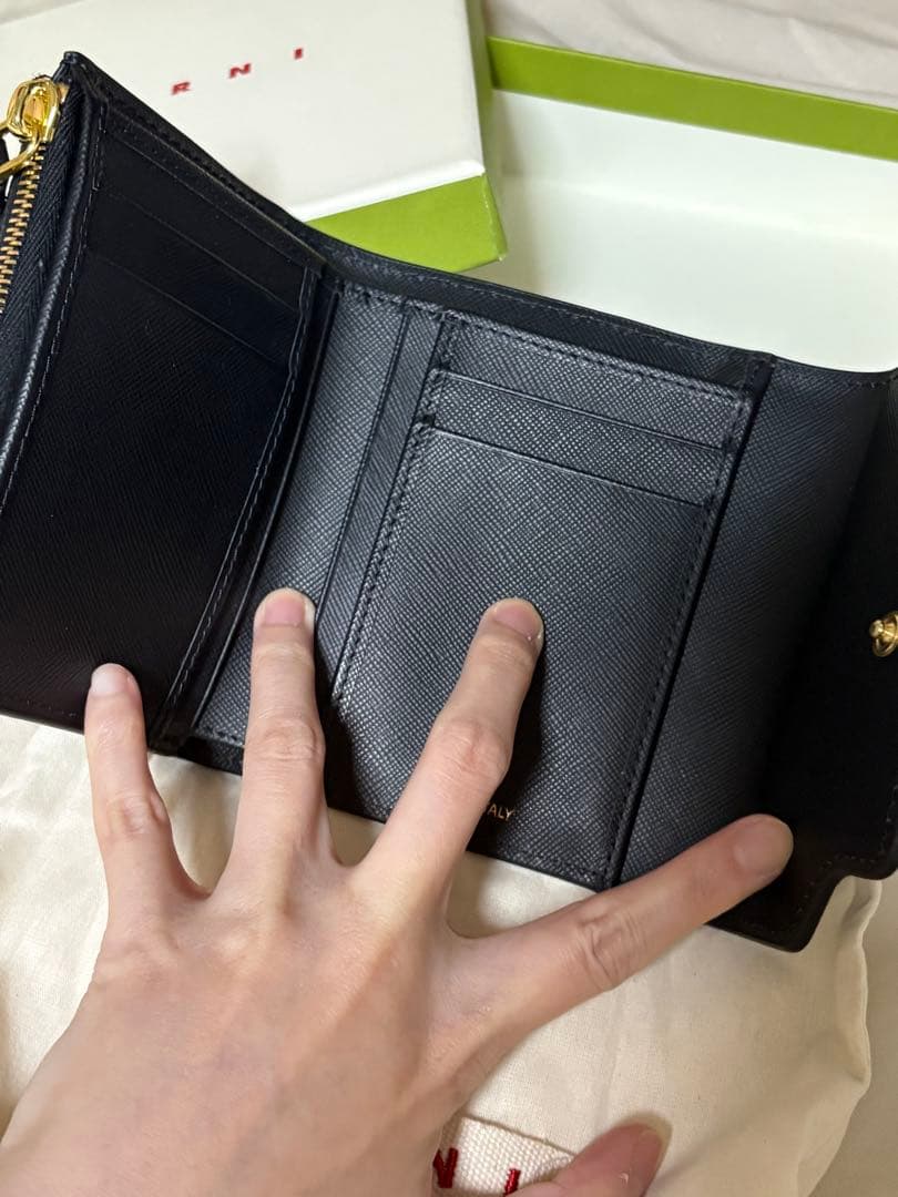 MARNI 三つ折り財布 ブラック